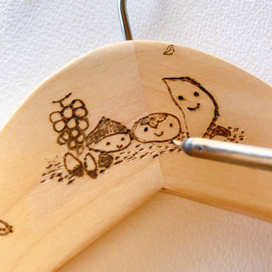 ウッドバーニングで一つ一つ心を込めて描いた木の器 | ブログ